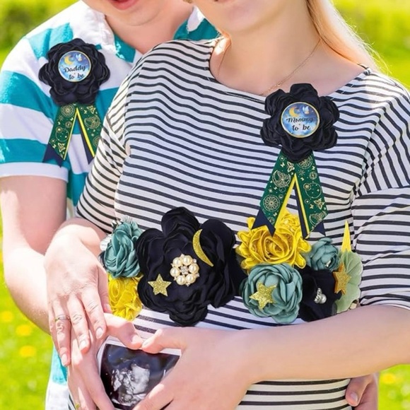 Celestial Mom and Dad To Be Maternity Sash and Corsage Set - Picture 8 of 9